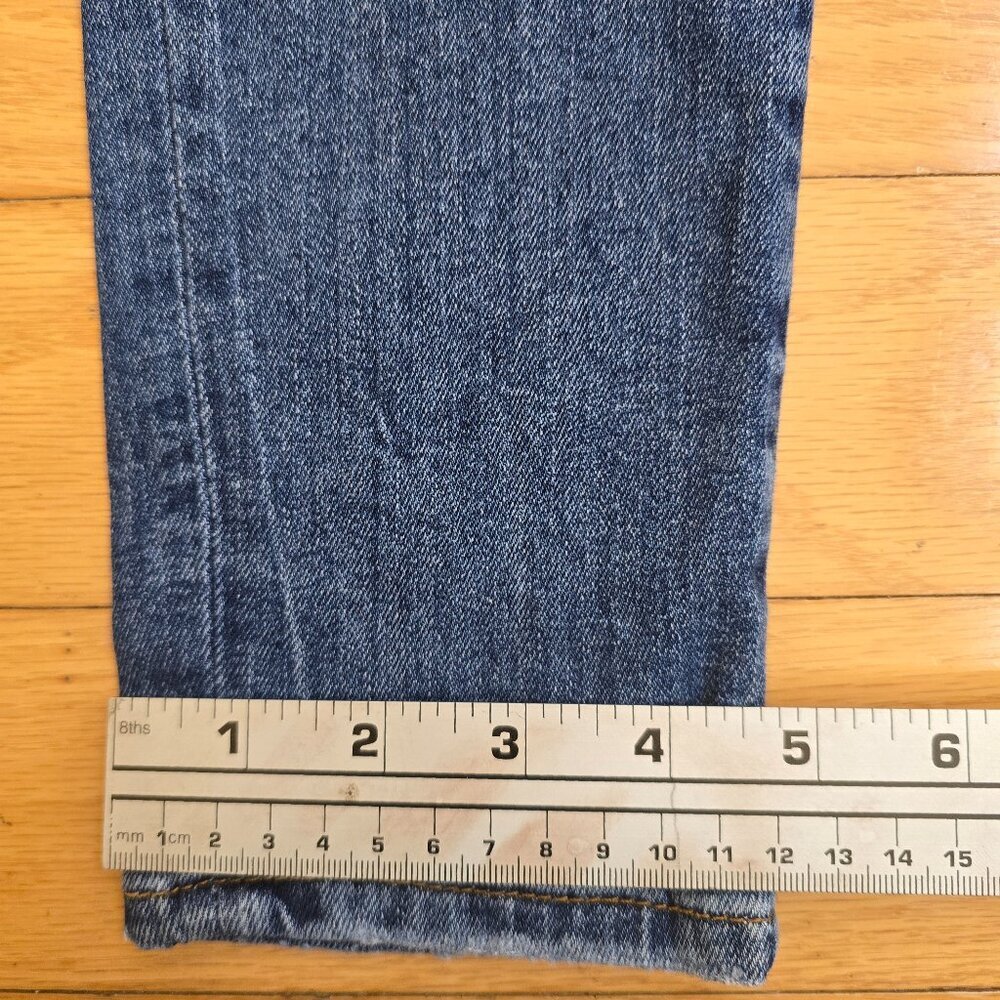 ​BDG | Twig medium wash denim high rise distressed skinny jeans | WMS 27" - Picture 6 of 9